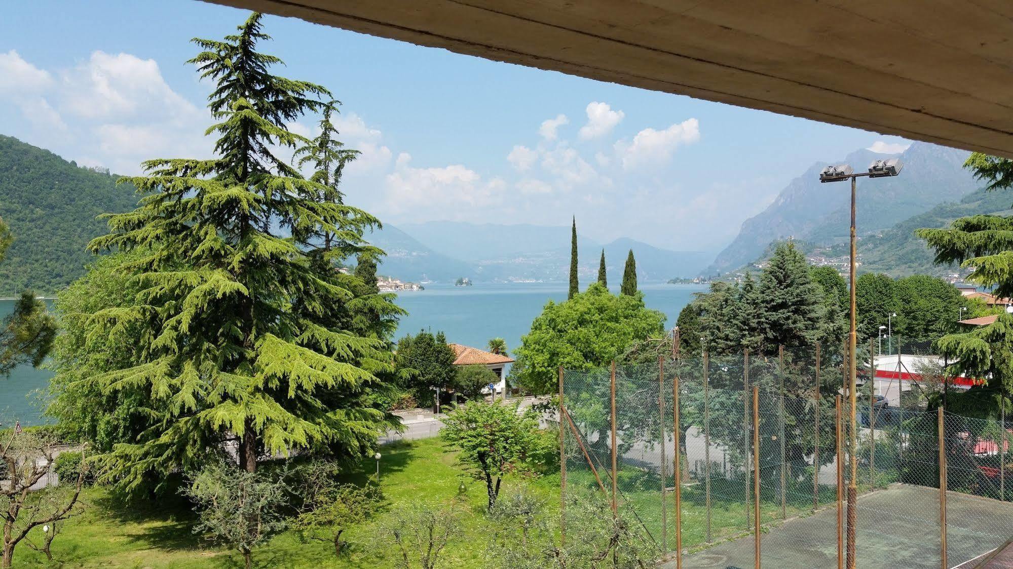 Villa Bredina Sale Marasino Exterior foto